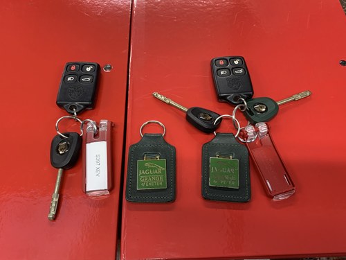 1998 Jaguar X308 XJ8 4litre LWB Sovereign In vendita (immagine 163 di 203)