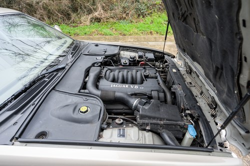 1998 Jaguar X308 XJ8 4litre LWB Sovereign In vendita (immagine 131 di 203)