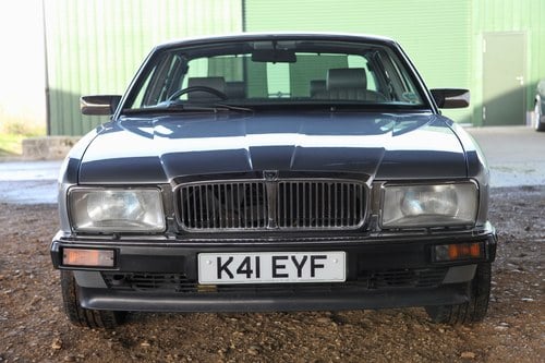 1992 Jaguar Sovereign 4.0 For Sale (picture 18 of 135)