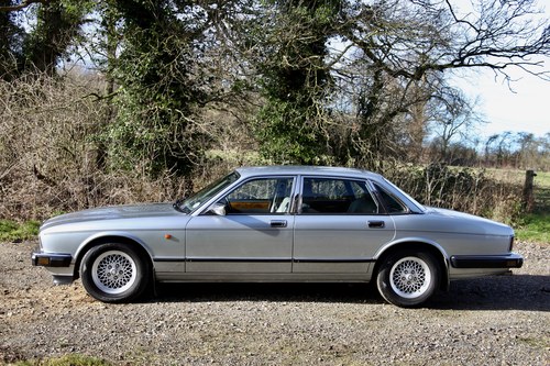1992 Jaguar Sovereign 4.0 For Sale (picture 24 of 135)