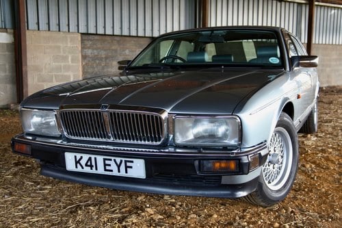 1992 Jaguar Sovereign 4.0 For Sale (picture 10 of 135)
