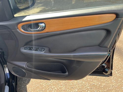 2005 Jaguar Super V8 Portfolio LWB (X350) For Sale (picture 67 of 124)