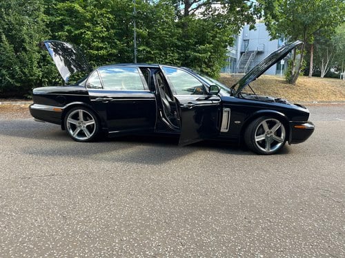 2005 Jaguar Super V8 Portfolio LWB (X350) Te koop (foto 17 van 124)