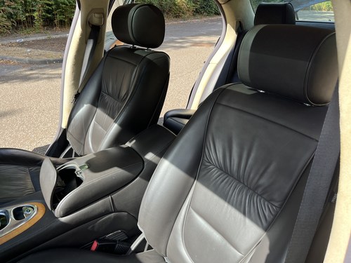 2005 Jaguar Super V8 Portfolio LWB (X350) For Sale (picture 46 of 124)