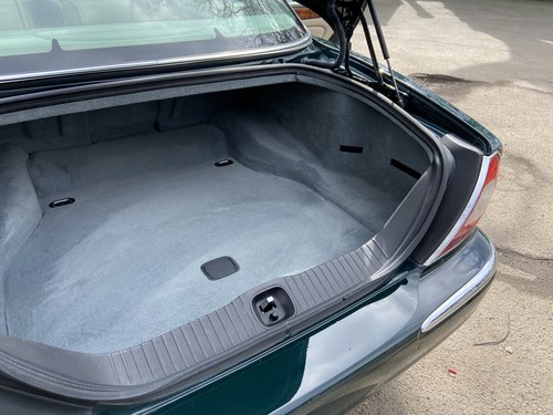 2003 Jaguar XJ Super V8 SWB For Sale (picture 52 of 87)