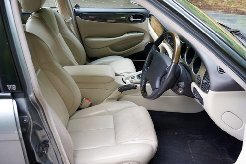 2002 Jaguar XJ8 3.2L V8 Sport (X308) In vendita (immagine 39 di 163)