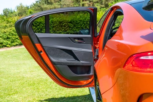 Jaguar XE SVO Project 8 zum Verkauf (Bild 76 von 175)