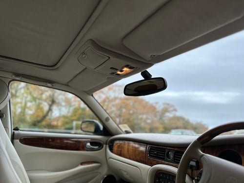 1998 Jaguar XJR X308 For Sale (picture 33 of 90)