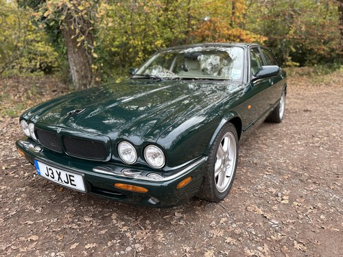 1998 Jaguar XJR X308 For Sale (picture 5 of 90)