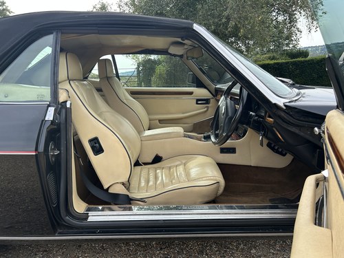 1989 Jaguar XJ-S Convertible V12 For Sale (picture 58 of 352)