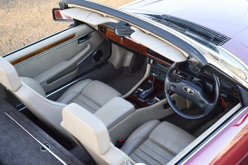 1989 Jaguar XJ-S V12 Convertible For Sale (picture 39 of 156)
