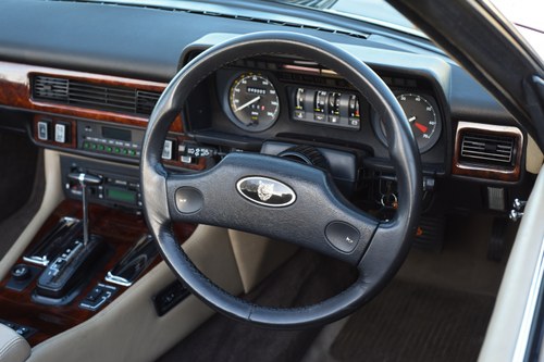 1989 Jaguar XJ-S V12 Convertible For Sale (picture 45 of 156)