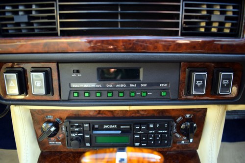 1990 Jaguar XJ-S V12 Convertible In vendita (immagine 38 di 176)