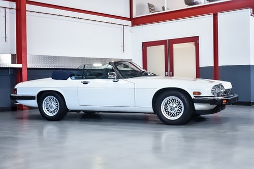NO RESERVE - 1990 Jaguar XJ-S V12 Convertible (LHD) Te koop (foto 27 van 93)