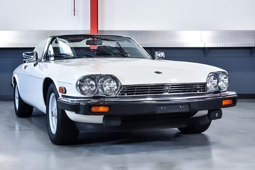 NO RESERVE - 1990 Jaguar XJ-S V12 Convertible (LHD) Te koop (foto 6 van 93)