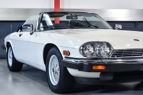 NO RESERVE - 1990 Jaguar XJ-S V12 Convertible (LHD) Te koop (foto 73 van 93)