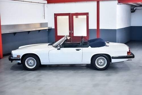 NO RESERVE - 1990 Jaguar XJ-S V12 Convertible (LHD) Te koop (foto 11 van 93)
