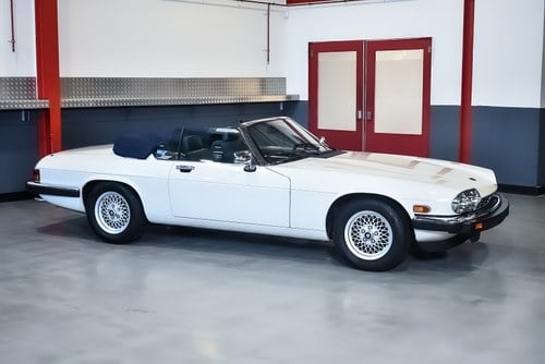 NO RESERVE - 1990 Jaguar XJ-S V12 Convertible (LHD) Te koop (foto 10 van 93)