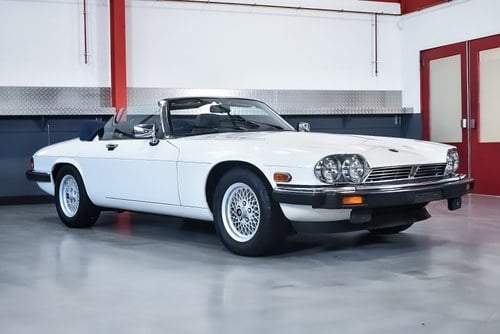 NO RESERVE - 1990 Jaguar XJ-S V12 Convertible (LHD) Te koop (foto 3 van 93)