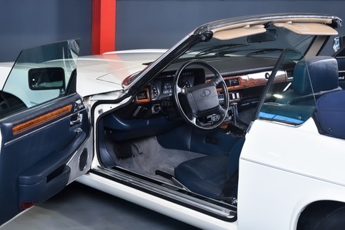 NO RESERVE - 1990 Jaguar XJ-S V12 Convertible (LHD) Te koop (foto 35 van 93)
