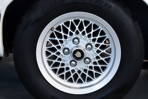 NO RESERVE - 1990 Jaguar XJ-S V12 Convertible (LHD) Te koop (foto 57 van 93)