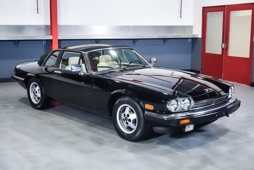 NO RESERVE - 1987 Jaguar XJ-SC Targa V12 LHD In vendita (immagine 1 di 83)
