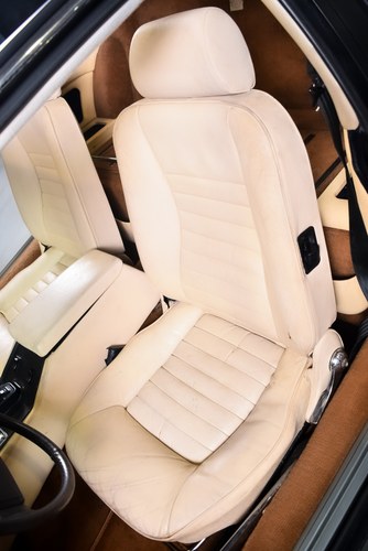 NO RESERVE - 1987 Jaguar XJ-SC Targa V12 LHD In vendita (immagine 34 di 83)