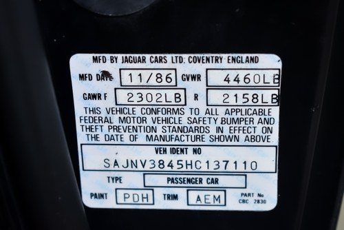 NO RESERVE - 1987 Jaguar XJ-SC Targa V12 LHD In vendita (immagine 64 di 83)