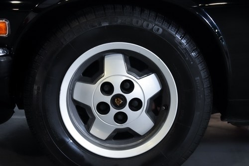 NO RESERVE - 1987 Jaguar XJ-SC Targa V12 LHD In vendita (immagine 26 di 83)