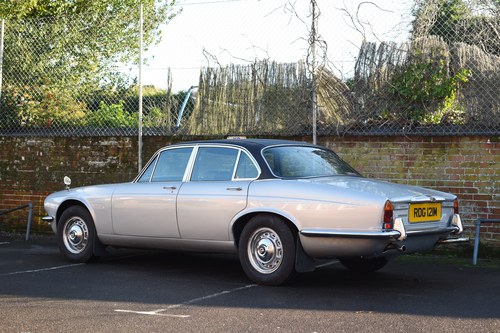 1974 Daimler Sovereign SII SWB 4.2 For Sale (picture 19 of 158)