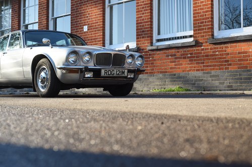1974 Daimler Sovereign SII SWB 4.2 For Sale (picture 87 of 158)