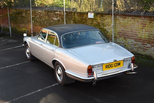 1974 Daimler Sovereign SII SWB 4.2 For Sale (picture 15 of 158)