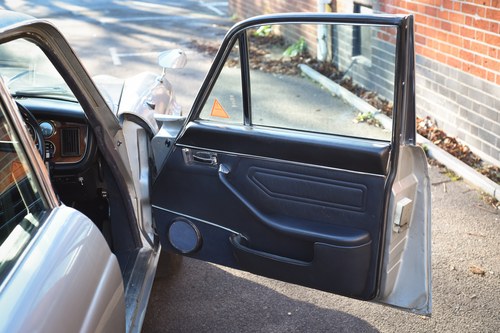 1974 Daimler Sovereign SII SWB 4.2 For Sale (picture 69 of 158)