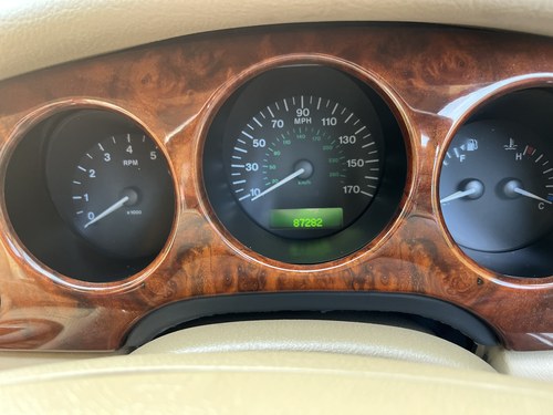 2002 Jaguar XJ 308 3.2 Sovereign SWB zum Verkauf (Bild 34 von 115)