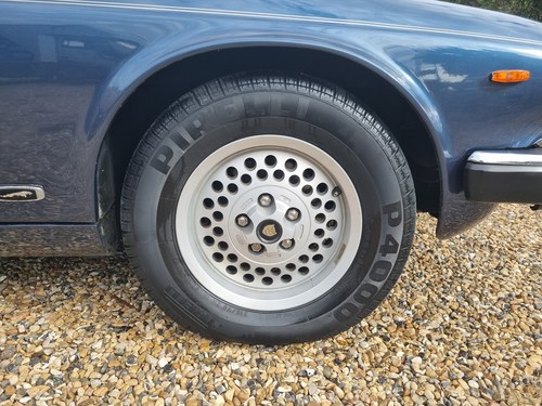 1988 Jaguar XJ12 Series III For Sale (picture 10 of 129)