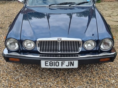 1988 Jaguar XJ12 Series III For Sale (picture 3 of 129)