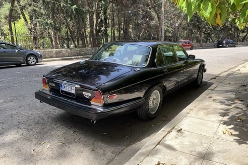 1992 Jaguar XJ12 Vanden Plas Final 100 Edition For Sale (picture 23 of 144)