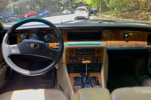 1992 Jaguar XJ12 Vanden Plas Final 100 Edition For Sale (picture 63 of 144)