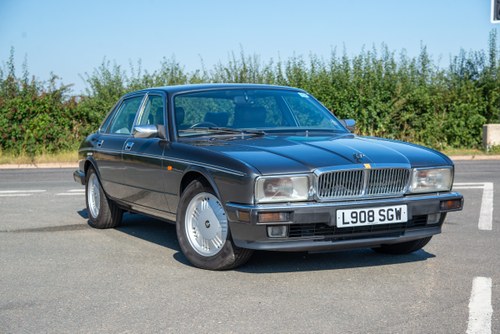 1994 Jaguar XJ12 For Sale (picture 1 of 124)
