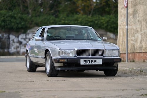 1988 Daimler XJ40 Te koop (foto 3 van 155)