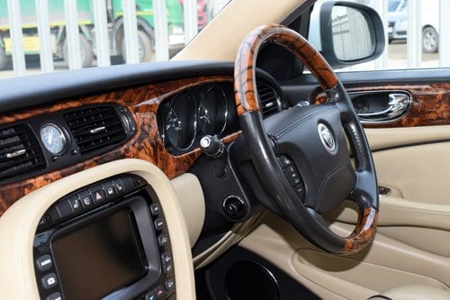 2007 Jaguar XJ6 3.0 Executive à venda (imagem 23 de 163)