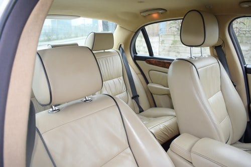 2007 Jaguar XJ6 3.0 Executive à venda (imagem 27 de 163)
