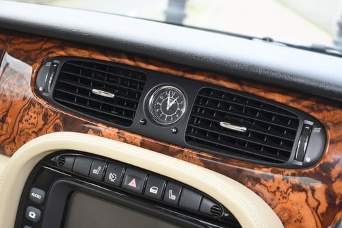 2007 Jaguar XJ6 3.0 Executive à venda (imagem 44 de 163)