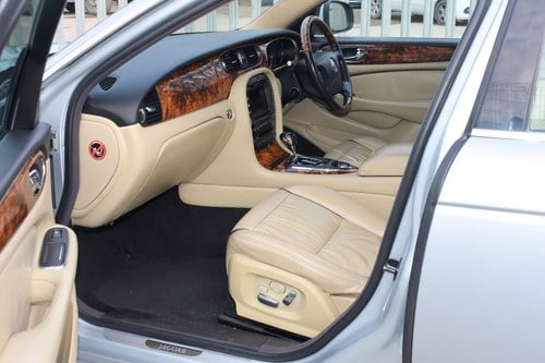 2007 Jaguar XJ6 3.0 Executive à venda (imagem 22 de 163)