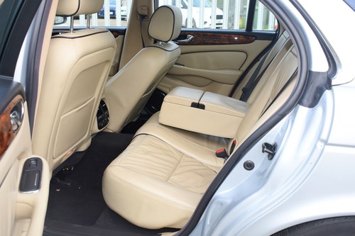 2007 Jaguar XJ6 3.0 Executive à venda (imagem 34 de 163)