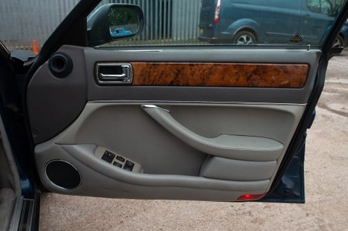 1997 Jaguar XJ6 3.2 Executive (X300) zum Verkauf (Bild 27 von 105)