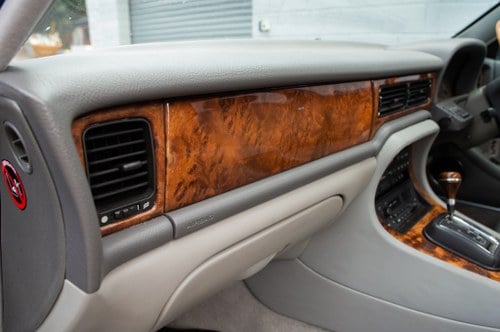1997 Jaguar XJ6 3.2 Executive (X300) zum Verkauf (Bild 32 von 105)