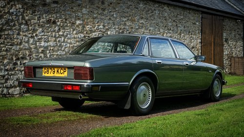 1990 Jaguar XJ6 till salu (bild 11 av 163)