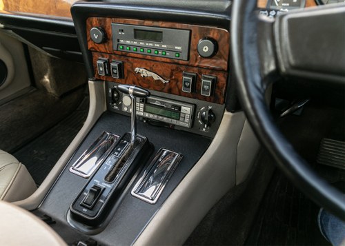 1984 Jaguar XJ6 4.2 V8 Sovereign à vendre (picture 35 of 197)