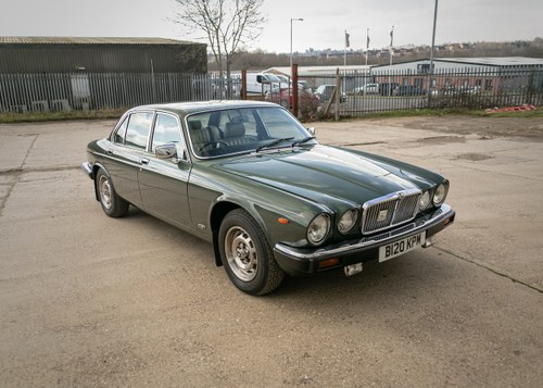 1984 Jaguar XJ6 4.2 V8 Sovereign à vendre (picture 2 of 197)